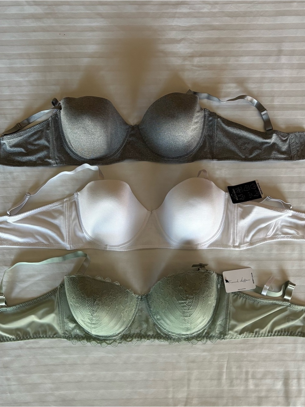 3-Pack Women's Strapless Convertible Bras in Gray, White, and Sage Size 40DD